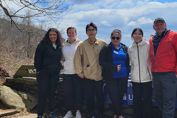 UNG physical therapy students help hikers with injury clinic