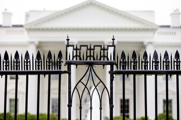 A driver dies after crashing into a security barrier around the White House complex, authorities say