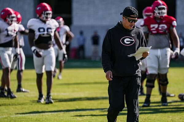 Donte Williams fitting in seamlessly as Georgia’s new defensive back coach, helmet and all