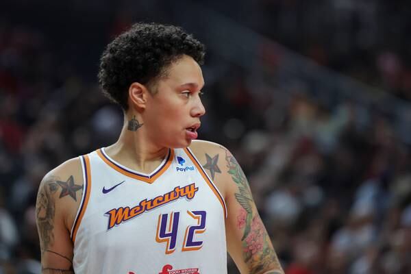 Mercury All-Star Brittney Griner to miss beginning of WNBA season with fractured toe