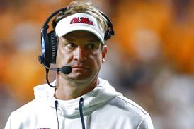 Lane Kiffin in Athens reportedly to visit Georgia players JT Daniels and Jermaine Burton