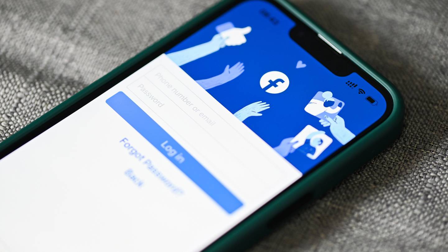 Facebook and Instagram to Offer Subscription for No Ads in Europe