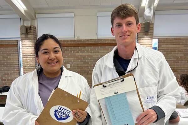 UNG students win national poultry awards