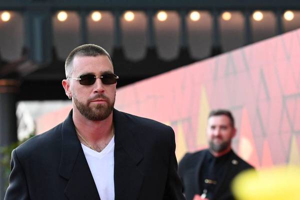 Travis Kelce takes on new role as host of 'Are You Smarter Than a Celebrity?' He joins a roster of athletes helming game shows.