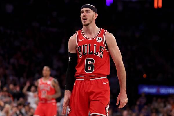 Bulls' Alex Caruso has 'significant' ankle sprain, availability 'in doubt' for play-in game vs. Heat