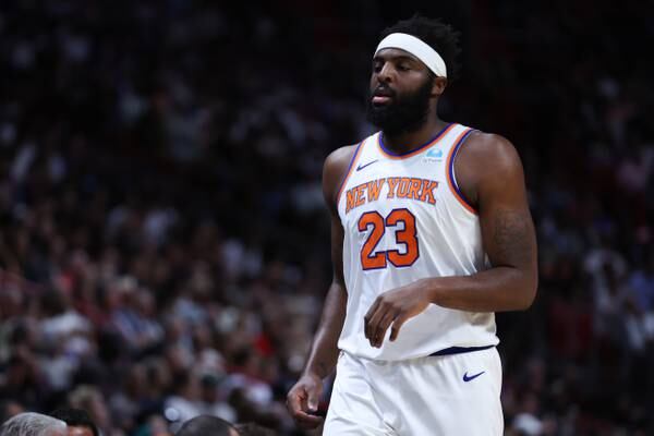 Knicks lose C Mitchell Robinson for 6-8 weeks with ankle injury